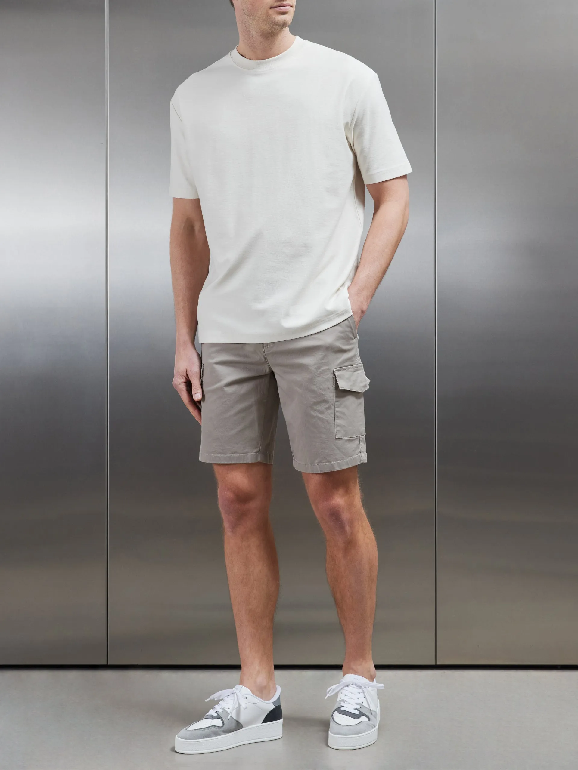 Tailored Cotton Cargo Short in Stone
